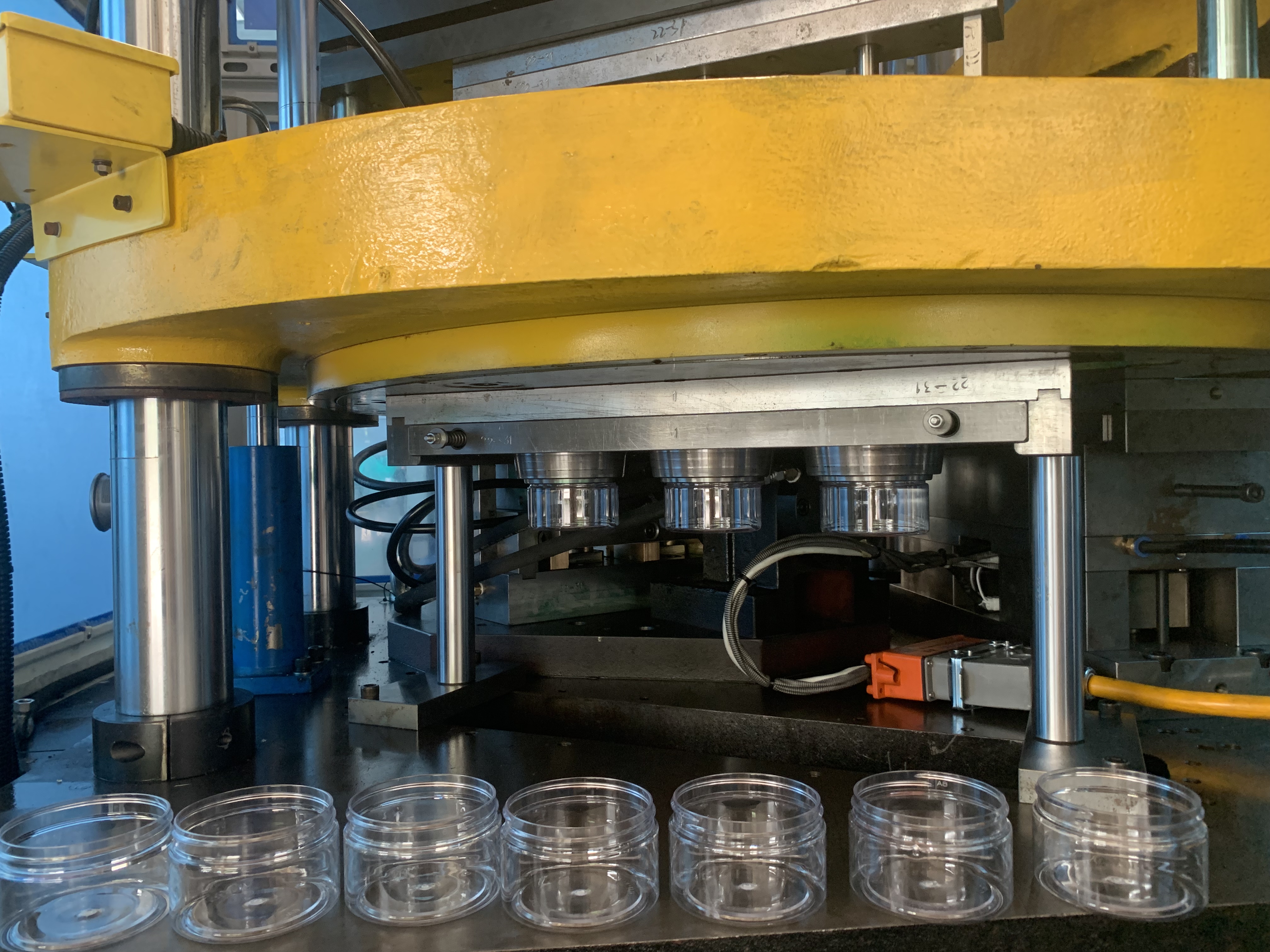 全自动塑料香水化妆品食品罐制造机带 CE SGS BV 证书